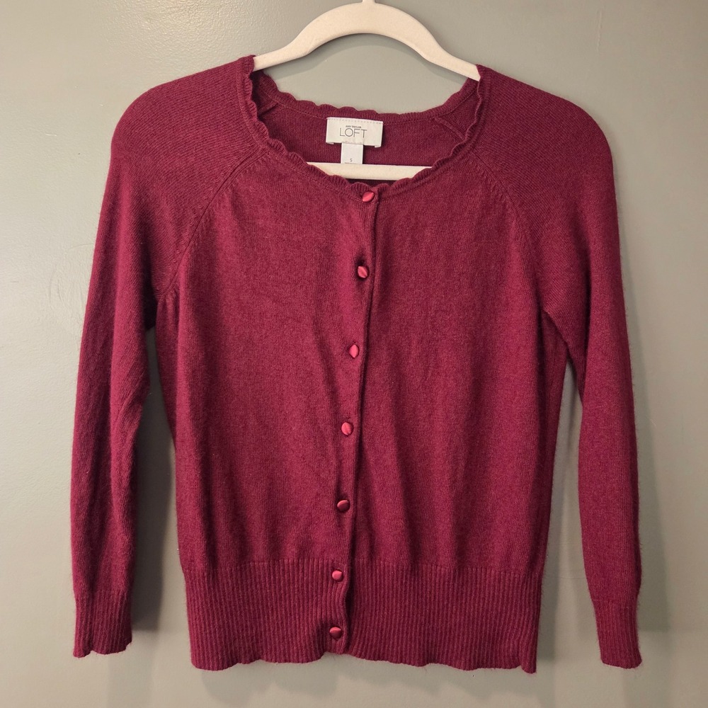 Ann Taylor Loft Women's Button Up Cardigan Burgundy Size S